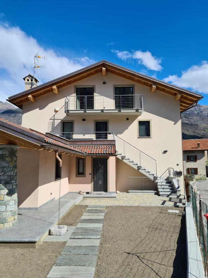 Casa Vacanza Lo Nano Fenis Bagian luar foto